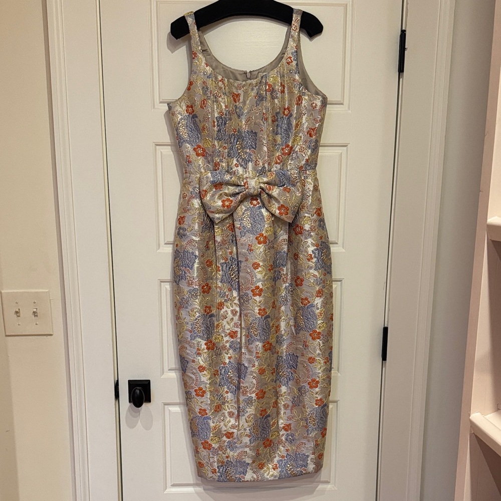 Floral Jacquard Bow Midi Dress in Metallic Cream and Blue